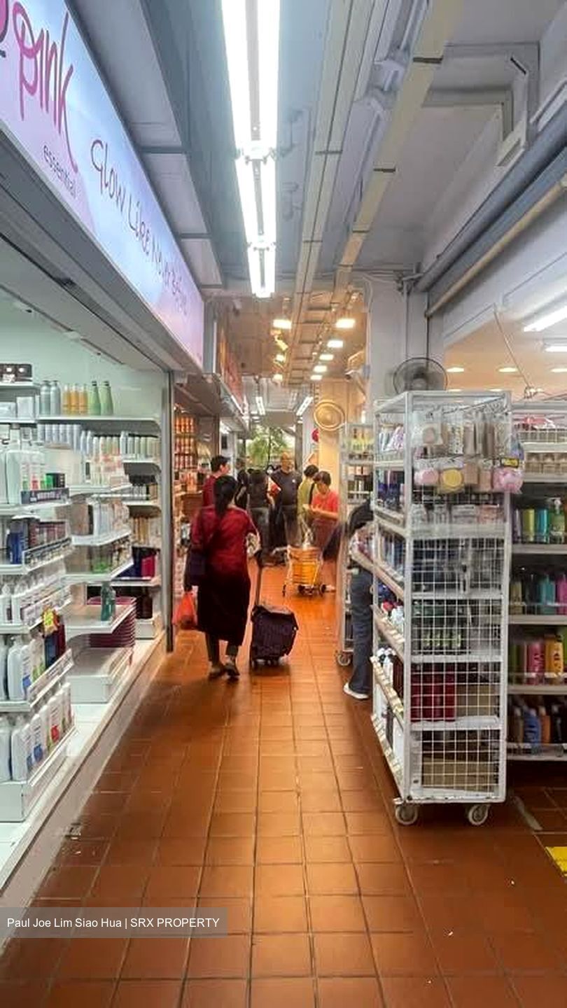 Ang Mo Kio Avenue 8 (D20), Shop House #571272191